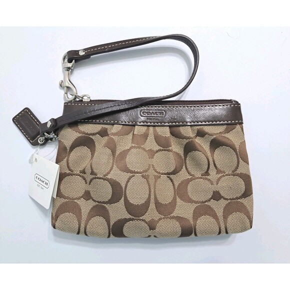 Coach F43434 Signature Pleated Wristlet Khaki Mahogany Brand NEW - Picture 1 of 7